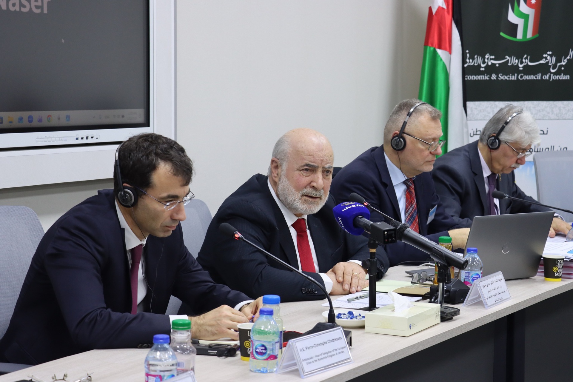 A consultative dialogue session on the “New Mediterranean Pact” between members of the Union of Arab Economic and Social Councils and Similar Institutions and the European Economic and Social Committee, held on January 12, 2026, in Amman